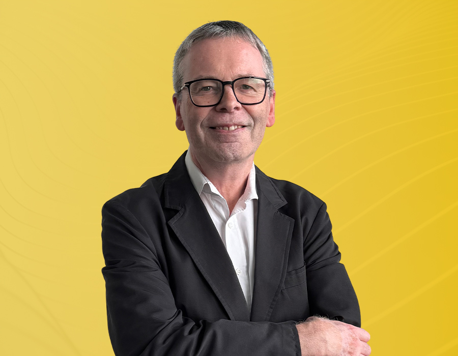 Vorstand ARGE Plasmapherese e.V. – Prof. Dr. med. Rainer Moog Prof. Dr. med. Rainer Moog, Vorsitzender ARGE Plasmapherese e.V.